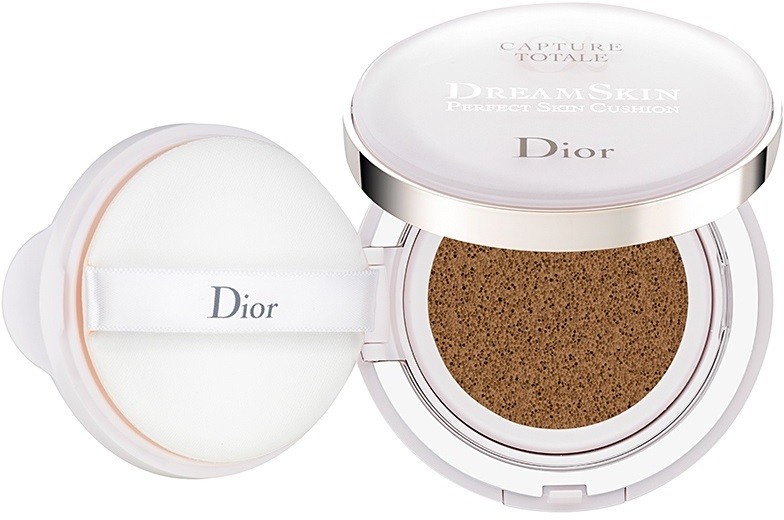 Dior Capture Totale Dream Skin make-up szivacs SPF 50 árnyalat 030 2 x 15 g