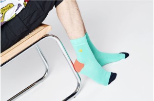 Happy Socks Embroidery Hang Loose 1/2 Crew Sock galéria